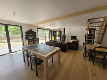 Maison Moderne en Bordure de Forêt, Idéale pour 8/10 Pers, à 2km de la Plage avec WiFi et Terrasse - Photo 2