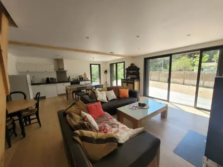 Maison Moderne en Bordure de Forêt, Idéale pour 8/10 Pers, à 2km de la Plage avec WiFi et Terrasse - Photo 3