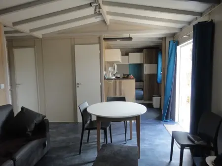 Chalet neuf avec piscine couverte, proche mer, calme et sécurisé - 6 personnes - Photo 2