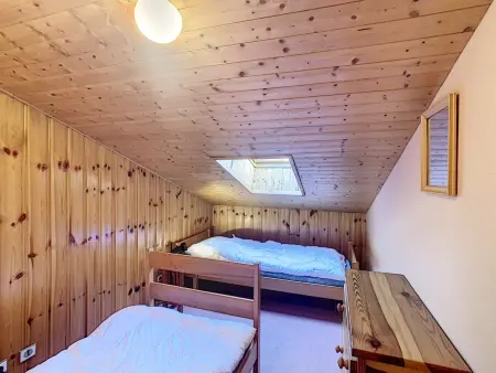 Duplex 3 pièces au cœur de Combloux, proche navette ski, balcon Mont Blanc, parking et casier à skis - Photo 10