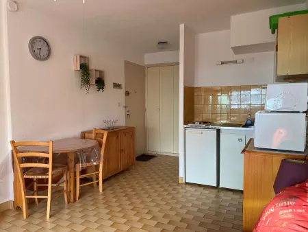 Studio avec climatisation, internet et garage à Balaruc-les-Bains - Photo 3