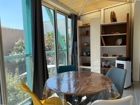 Agréable T2 climatisé avec Loggia, Parking, et Wifi à Balaruc-les-Bains - Photo 1