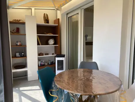 Agréable T2 climatisé avec Loggia, Parking, et Wifi à Balaruc-les-Bains - Photo 2