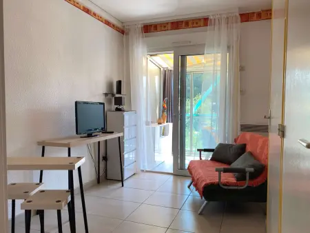 Agréable T2 climatisé avec Loggia, Parking, et Wifi à Balaruc-les-Bains - Photo 4
