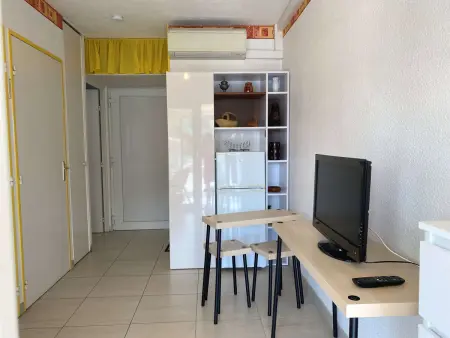 Agréable T2 climatisé avec Loggia, Parking, et Wifi à Balaruc-les-Bains - Photo 6