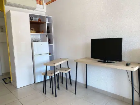 Agréable T2 climatisé avec Loggia, Parking, et Wifi à Balaruc-les-Bains - Photo 8