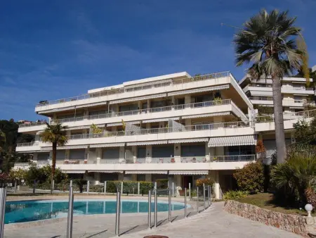 Grand 3P climatisé avec terrasse dans résidence calme avec piscine - Photo 13