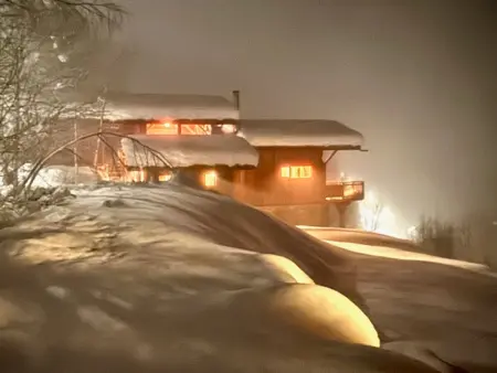 Chalet spacieux et rénové · Terrasse · Capacité 10 personnes · Wifi gratuit - Photo 11