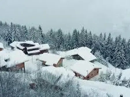 Chalet spacieux et rénové · Terrasse · Capacité 10 personnes · Wifi gratuit - Photo 17