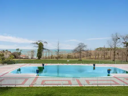 Grand appartement familial avec piscine près de Saint-Jean-de-Luz - Photo 11
