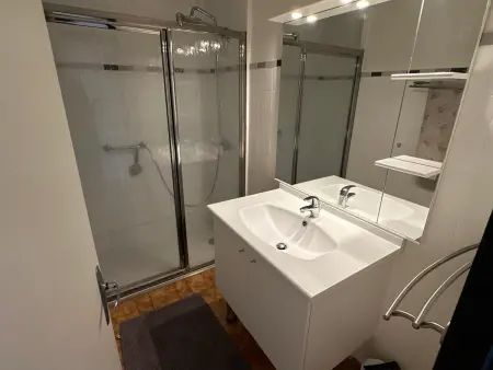 Charmant T2 à Port-Vendres, accès direct plage, parking privé - Photo 14