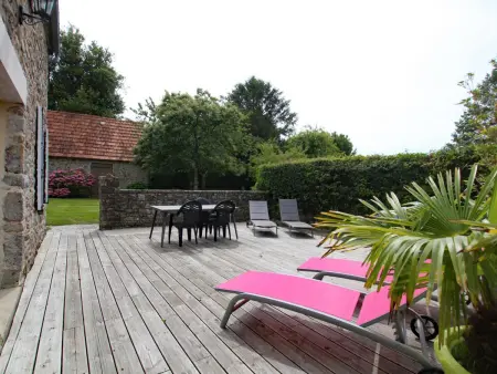 Charmante maison en nature avec animaux acceptés à Besneville - Photo 3