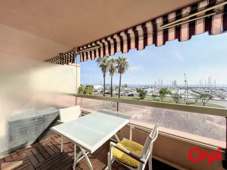 Studio spacieux, climatisé avec vue mer, piscine, WIFI et parking privé à Menton - Photo 12