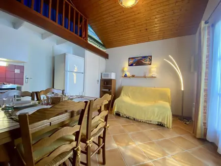 Appartement 2 pièces à Dolus d'Oléron avec balcon, proche plages, parking inclus - Photo 3