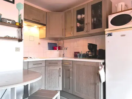 Joli T2 à Collioure, accès direct plage, climatisation, parking privé - Photo 5
