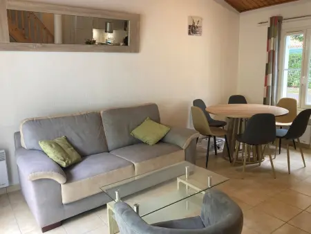 Spacieuse maison à Saint Jean de Monts proche forêt avec terrasse, 3 chambres et parking privé - Photo 1
