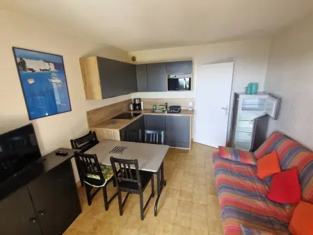 T2 avec piscine, parking, terrasse et vue mer au Rayol-Canadel-sur-Mer - Photo 5