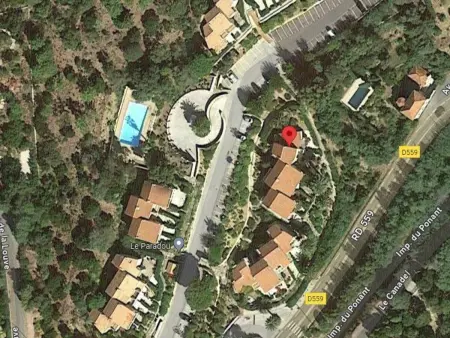 T2 avec piscine, parking, terrasse et vue mer au Rayol-Canadel-sur-Mer - Photo 13