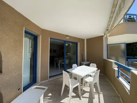 Appartement climatisé avec terrasse, proche plage et commerces, parking inclus, WiFi, classé 3* - Photo 3