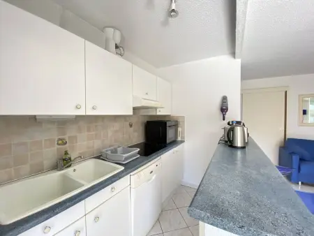 Appartement climatisé avec terrasse, proche plage et commerces, parking inclus, WiFi, classé 3* - Photo 9