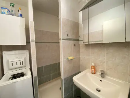 Appartement climatisé avec terrasse, proche plage et commerces, parking inclus, WiFi, classé 3* - Photo 13