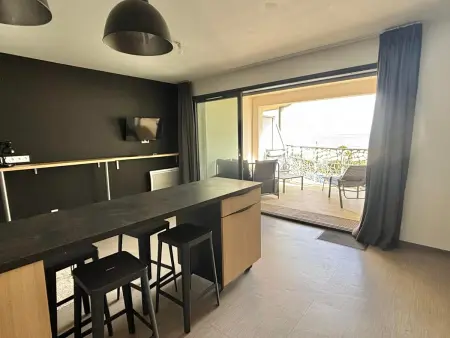 Appartement PMR avec balcon, piscine, parking et plage à La Tranche-sur-Mer - Photo 6