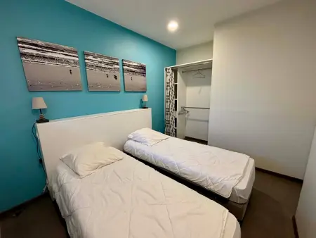 Appartement en bord de mer, 2 chambres, piscine, parking, animaux admis - Photo 3