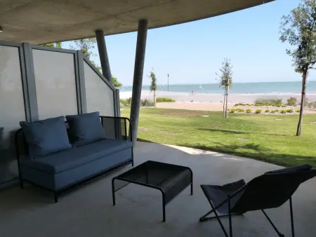 Appartement en bord de mer, 2 chambres, piscine, parking, animaux admis - Photo 16
