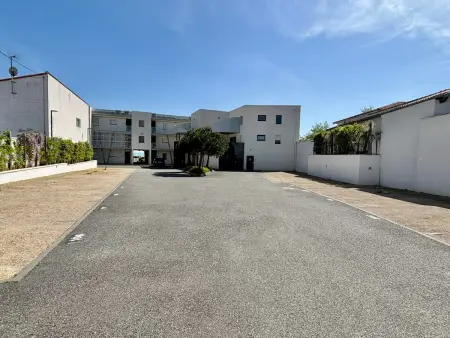 Appartement en bord de mer, 2 chambres, piscine, parking, animaux admis - Photo 18