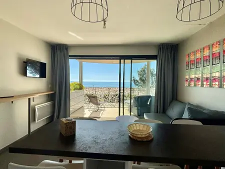 Appartement neuf en bord de mer pour 6 pers, balcon, piscine, jacuzzi, parking, animaux admis - Photo 15