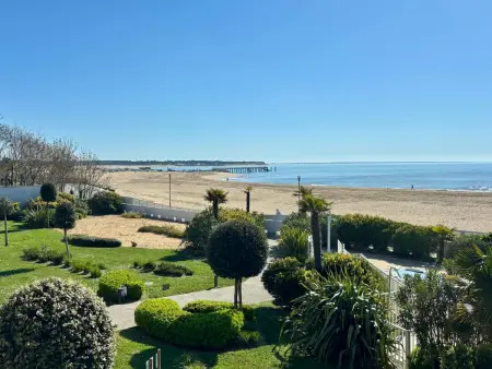 Appartement neuf en bord de mer pour 6 pers, balcon, piscine, jacuzzi, parking, animaux admis - Photo 20