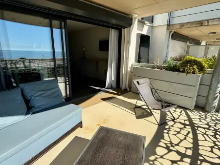 Appartement neuf en bord de mer pour 6 pers, balcon, piscine, jacuzzi, parking, animaux admis - Photo 21