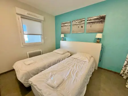 Appartement 2-6 pers, 2 ch, balcon, piscine, accès plage, parking - Photo 4