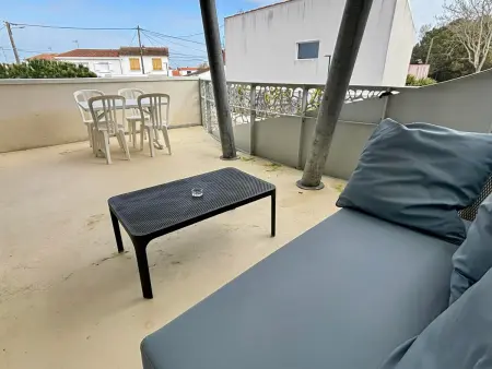 Appartement avec balcon, 1 chambre, piscine, jacuzzi, parking privé, accès direct plage et commerces - Photo 13