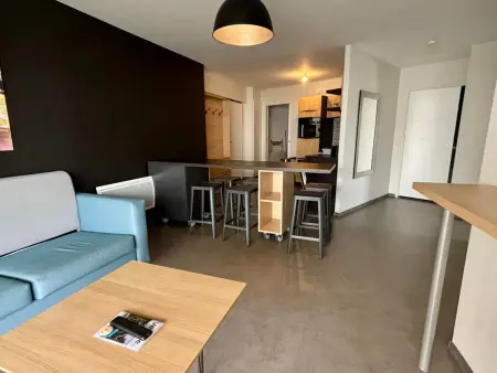 Appartement PMR avec balcon, 2 chambres, accès direct plage, piscine, parking sécurisé - La Tranche-sur-Mer - Photo 7