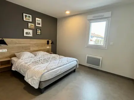 Appartement PMR avec balcon, 2 chambres, accès direct plage, piscine, parking sécurisé - La Tranche-sur-Mer - Photo 8