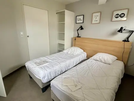Appartement PMR avec balcon, 2 chambres, accès direct plage, piscine, parking sécurisé - La Tranche-sur-Mer - Photo 18