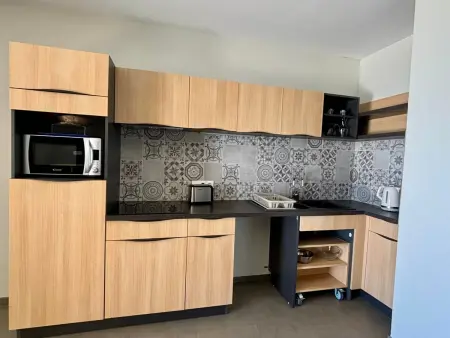 Appartement PMR 4 pers, plage, piscine chauffée, parking, animaux admis - Photo 9