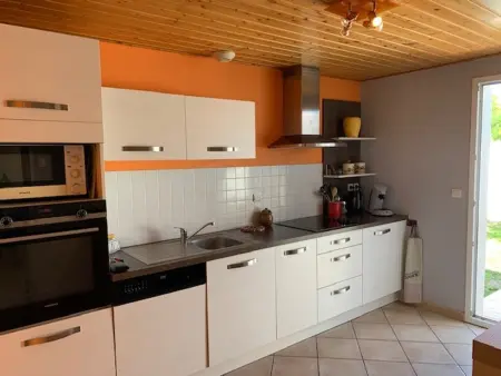 Maison 3 chambres, au calme, proche plage, fibre internet - Photo 2