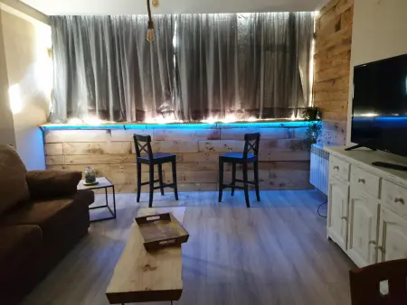 Bel appartement au pied des pistes avec garage privé - Photo 17