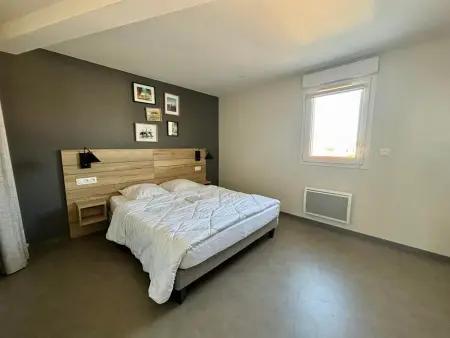 Appartement PMR 2 Chambres, Face Plage, Piscine, Balcon, Pour 6 Personnes, Animaux Admis - Photo 6