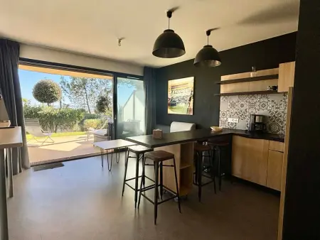 Appartement 2 ch, accès plage direct, rez-de-jardin, piscine, animaux OK - Photo 12