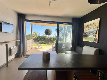 Appartement 2 ch, accès plage direct, rez-de-jardin, piscine, animaux OK - Photo 14
