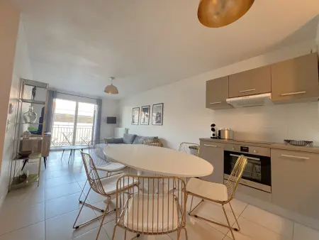Appartement centre Arcachon, proche plage, 6 couchages, balcon, parking, Wifi inclus - Photo 9