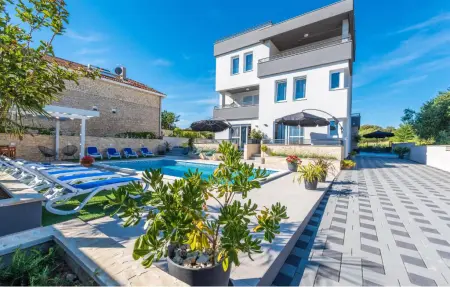 Appartement 5 personnes à Bibinje - Photo 2