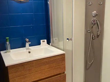 Maison rénovée avec jardin et Wi-Fi à Locmaria - Photo 10