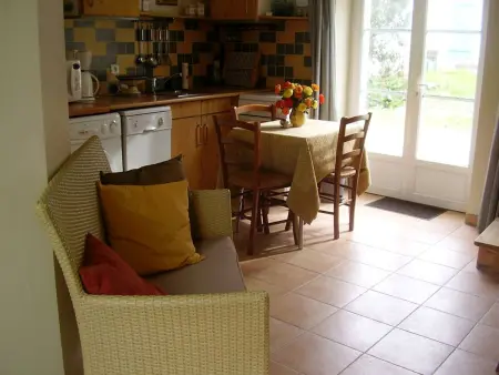 Maison paisible près de la côte à Locmaria, animaux admis - Photo 2