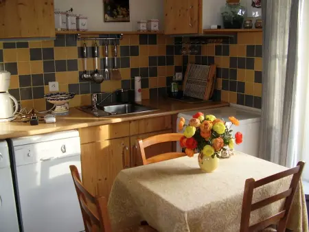 Maison paisible près de la côte à Locmaria, animaux admis - Photo 4