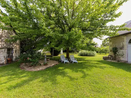 Gîte de charme avec terrasse, proche circuit 24H et zoo de la Flèche, idéal pour 4 pers. - Photo 1
