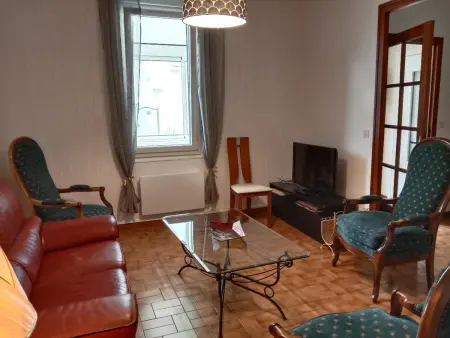 Maison rénovée proche Vichy : 3 chambres, cour fermée, tout inclus, idéal curistes et activités naturelles - Photo 6